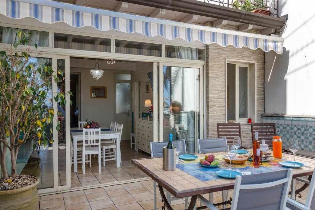 הוילה ריפוסטו Casa Delle Zammare Fronte Mare Centro Storico מראה חיצוני תמונה