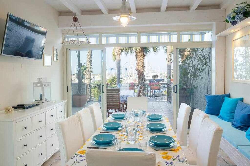 הוילה ריפוסטו Casa Delle Zammare Fronte Mare Centro Storico מראה חיצוני תמונה